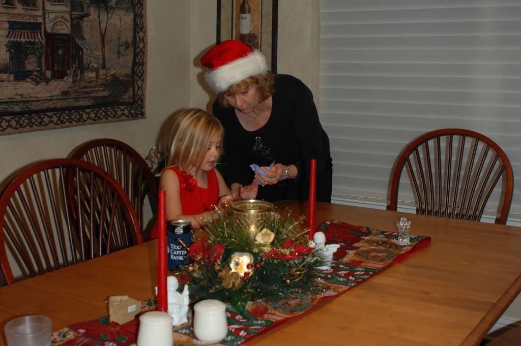 2013-12-23 20-02-44 Hildebrand Christmas.jpg